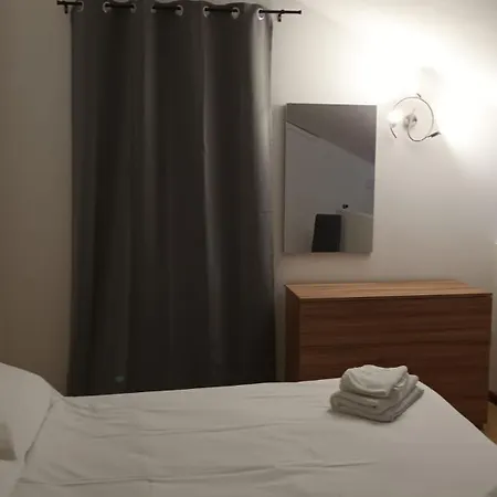 Casa N 1 Con Parcheggio Privato E Colonnina Ricarica Apartment Livorno