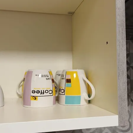 Dimora Intera Senza Cucina Con Parcheggio Interno Appartamento *